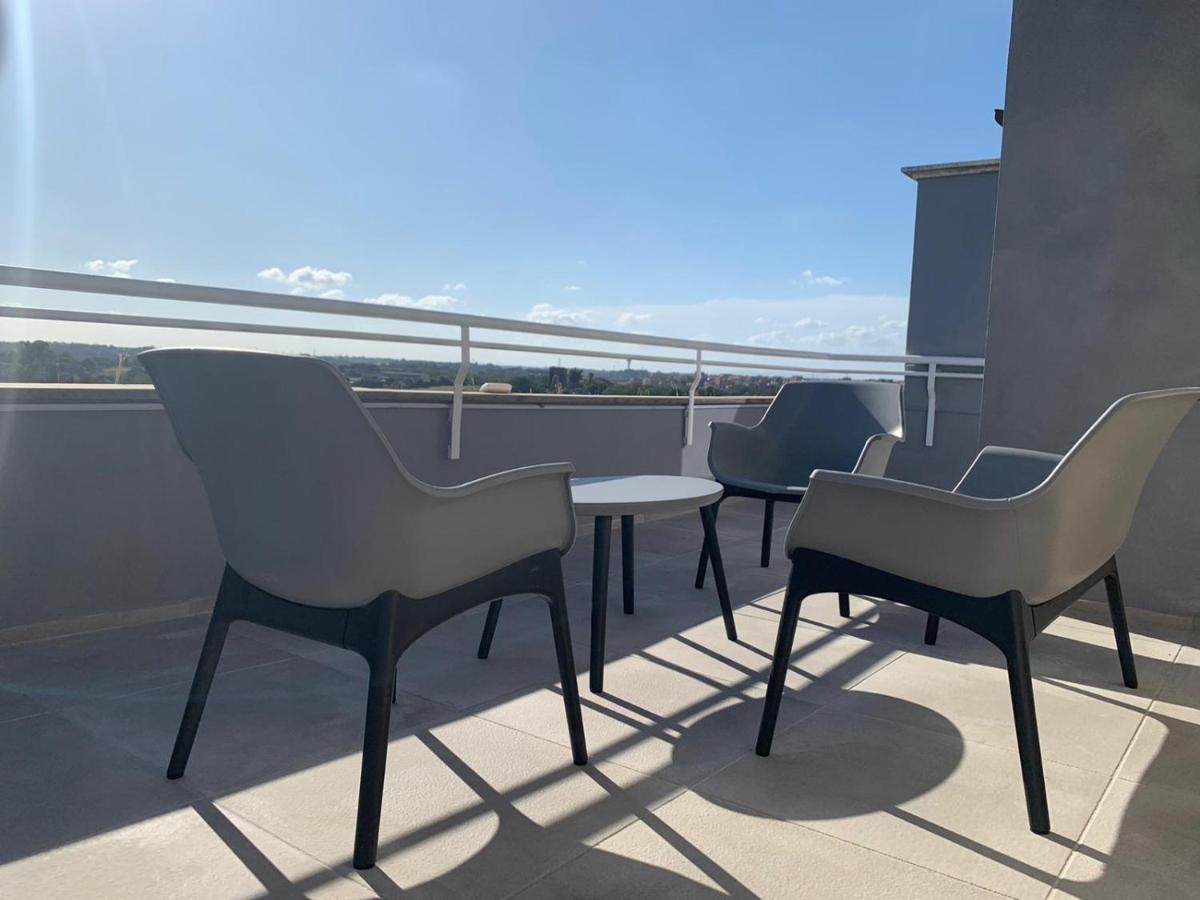 Penthouse Aureliana Attico Con Piscina A Roma Appartement Buitenkant foto