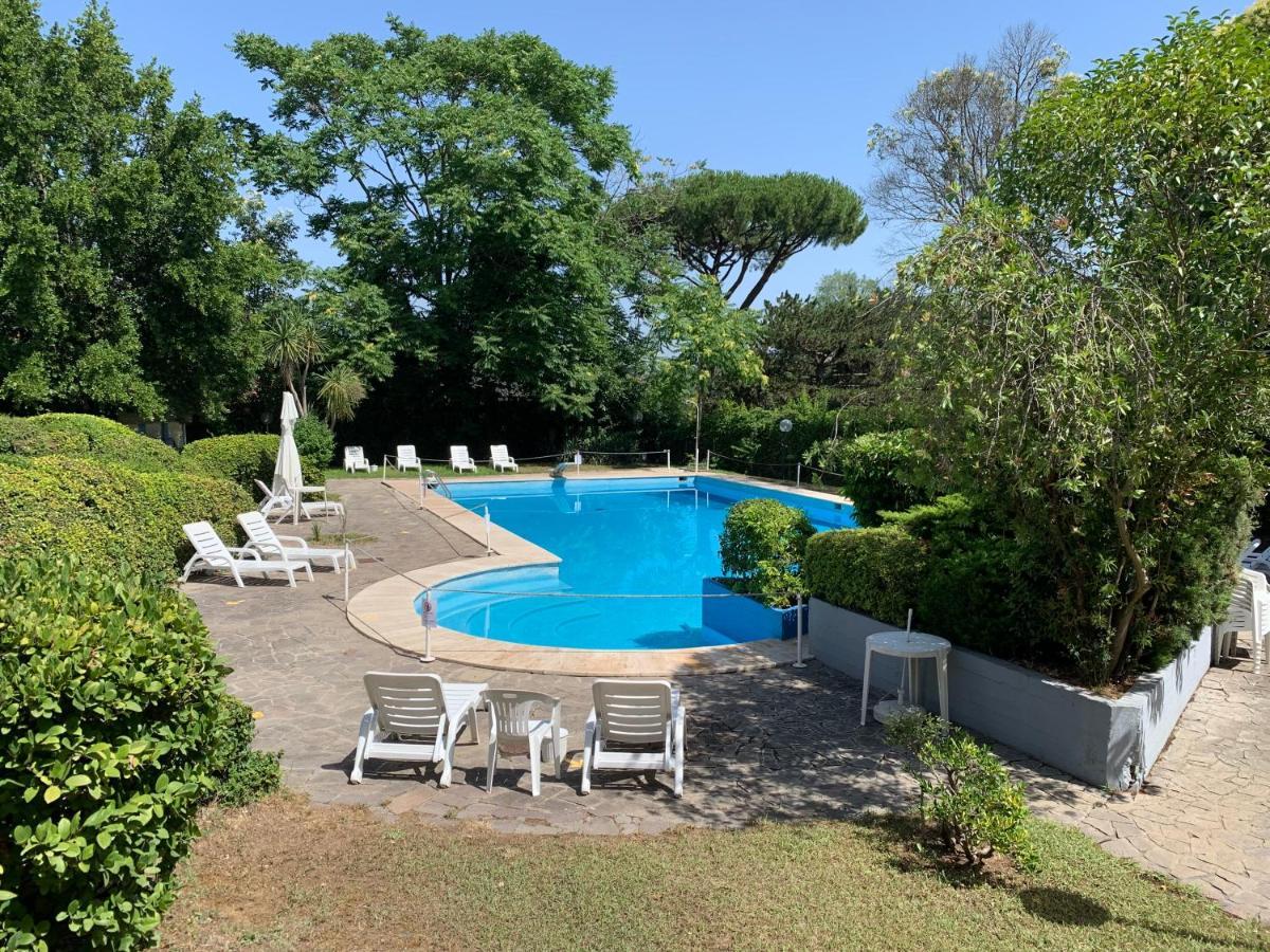 Penthouse Aureliana Attico Con Piscina A Roma Appartement Buitenkant foto